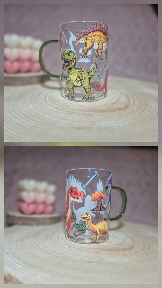 Glastasse grüner Henkel Dinos