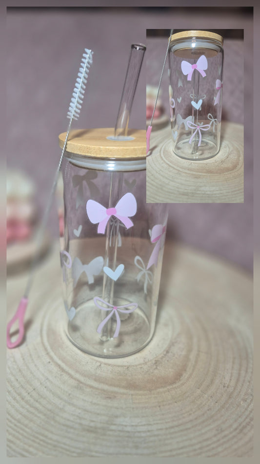 Glas mit Strohhalm rosa Schleifen